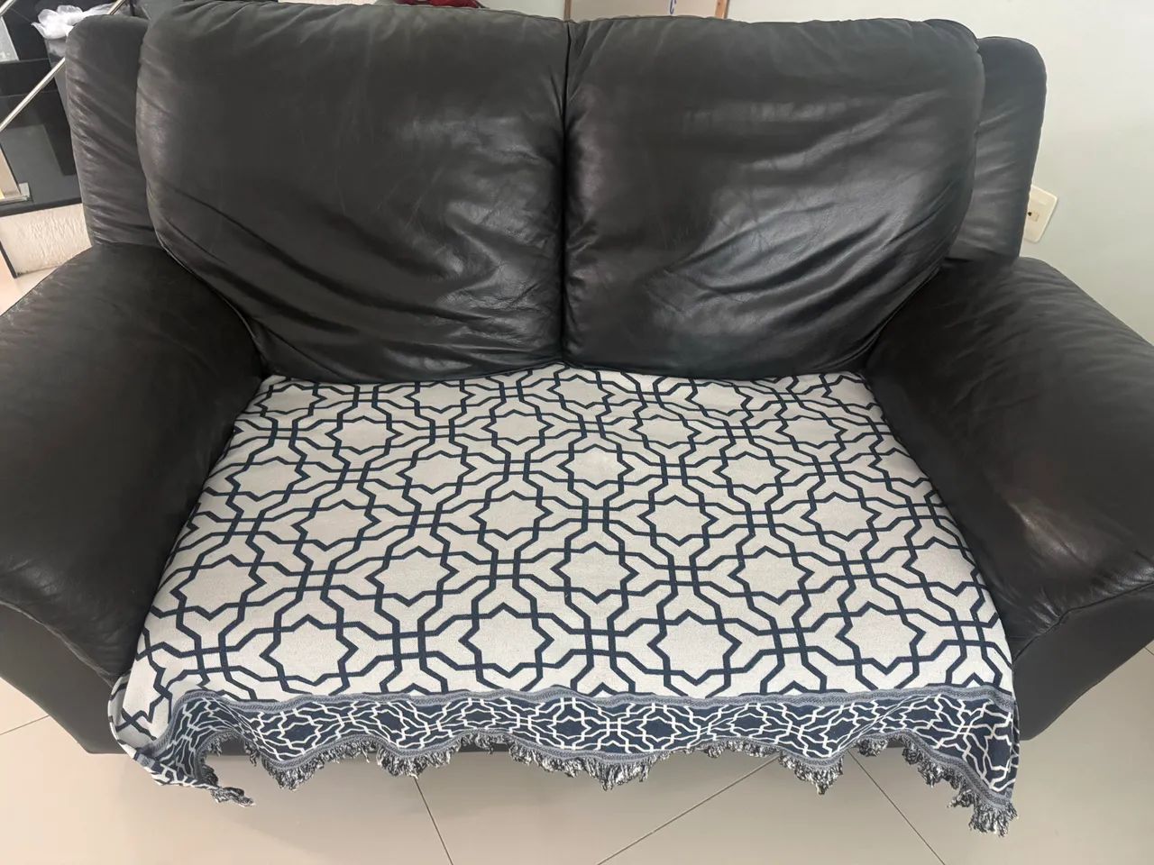 Sofá em 100% couro - Conjunto de 3 e 2 lugares  - Foto 5