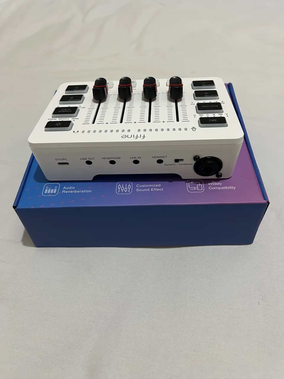Mesa de Audio FIFINE Branca - Nunca usado - Foto 3