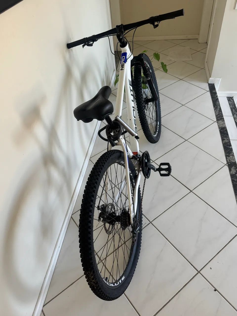 Vendo Bicicleta Absolute Aro 29 + Cadeado BTWIN 500 - Foto 3