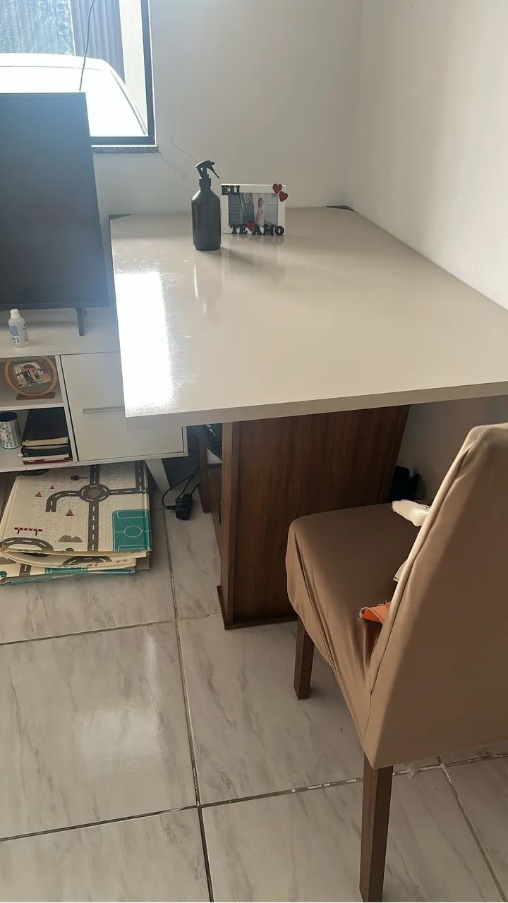 Mesa com 6cadeiras  - Foto 3