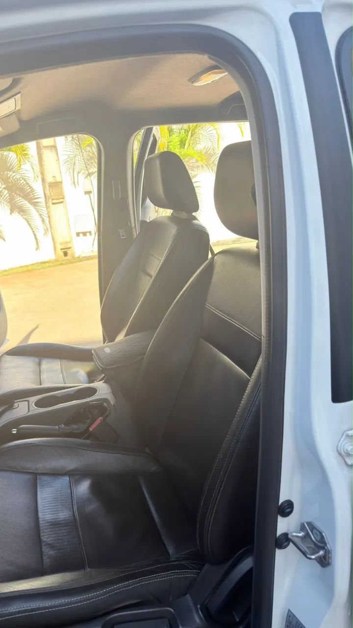 Ford Ranger XLT 2.5 16V 4X2 CD Flex 2017 - Foto 4