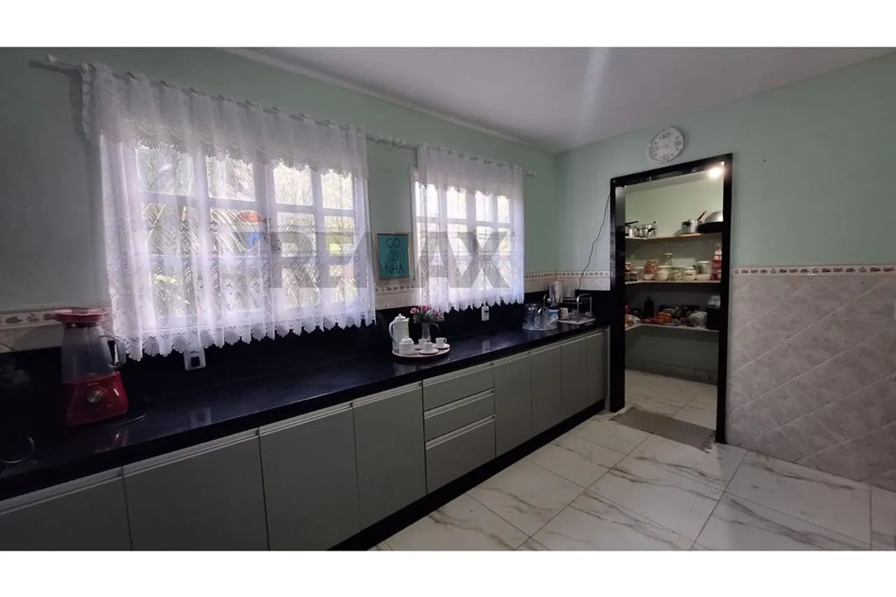 CASA EM COTOVELO COM TERRENO DE 950M²COM 4 QUARTOS SENDO 1 SUÍTE. - Foto 4