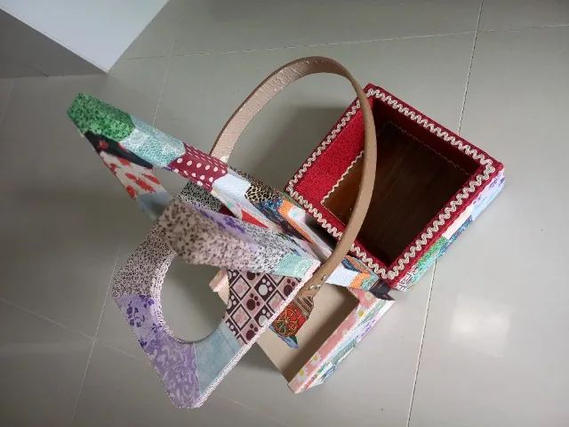 Porta chimarrão de madeira  com artesanato - Foto 3