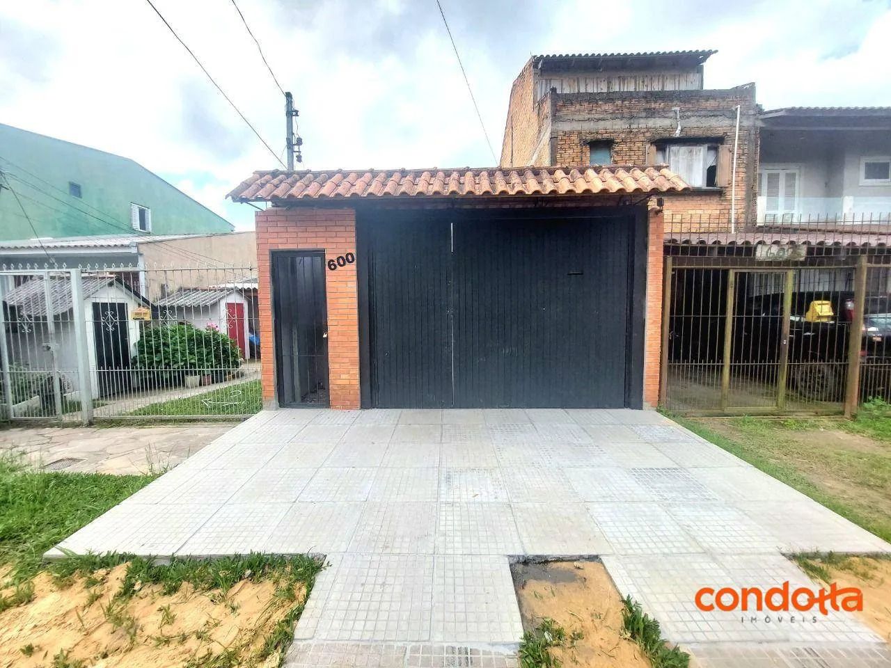 Casa com 2 dormitórios para alugar, 56 m² por R$ 1.797,02/mês - Hípica - Porto Alegre/RS - Foto 2