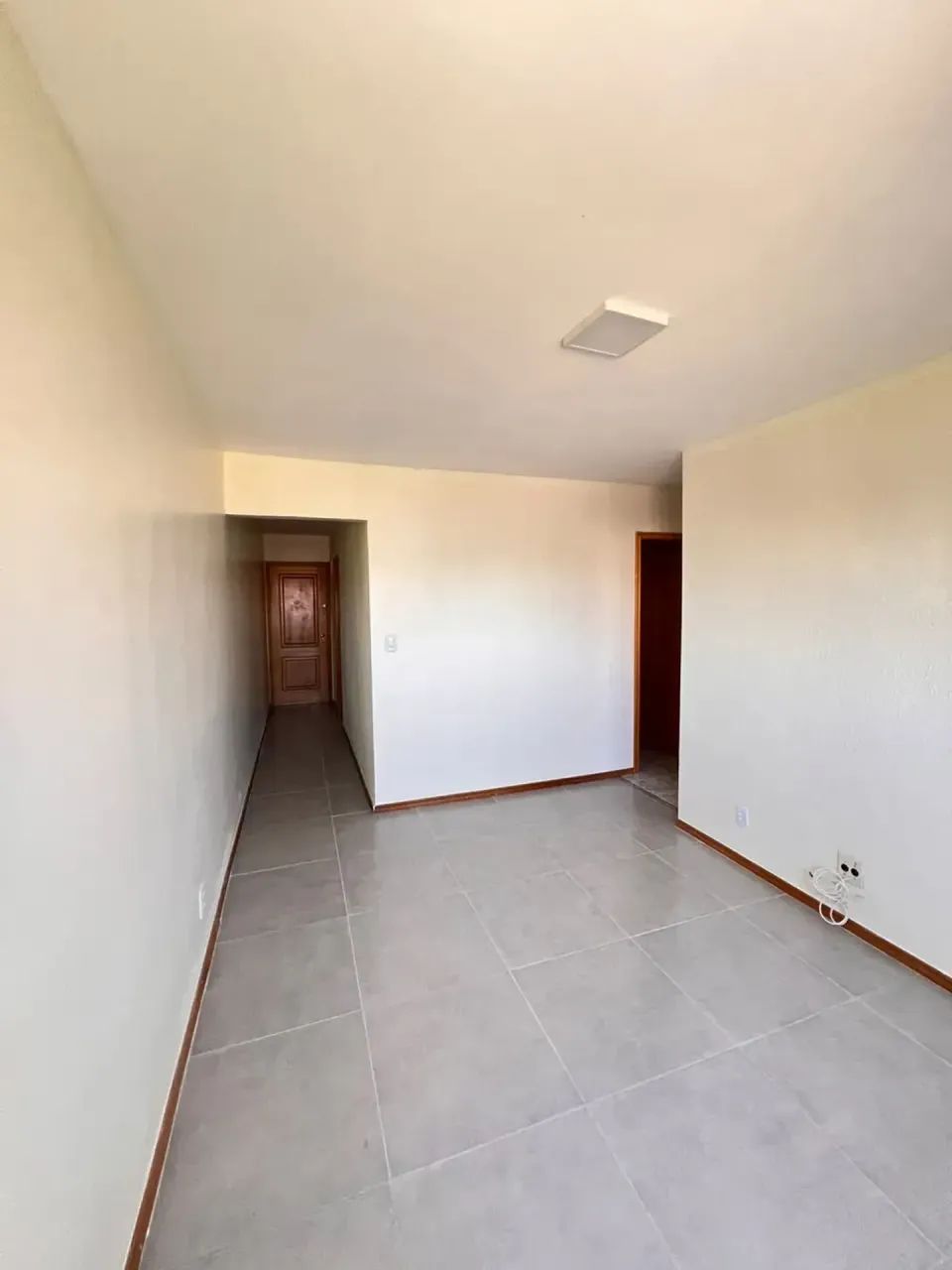 Apartamento 2 Quartos com Sacada em Blindex
