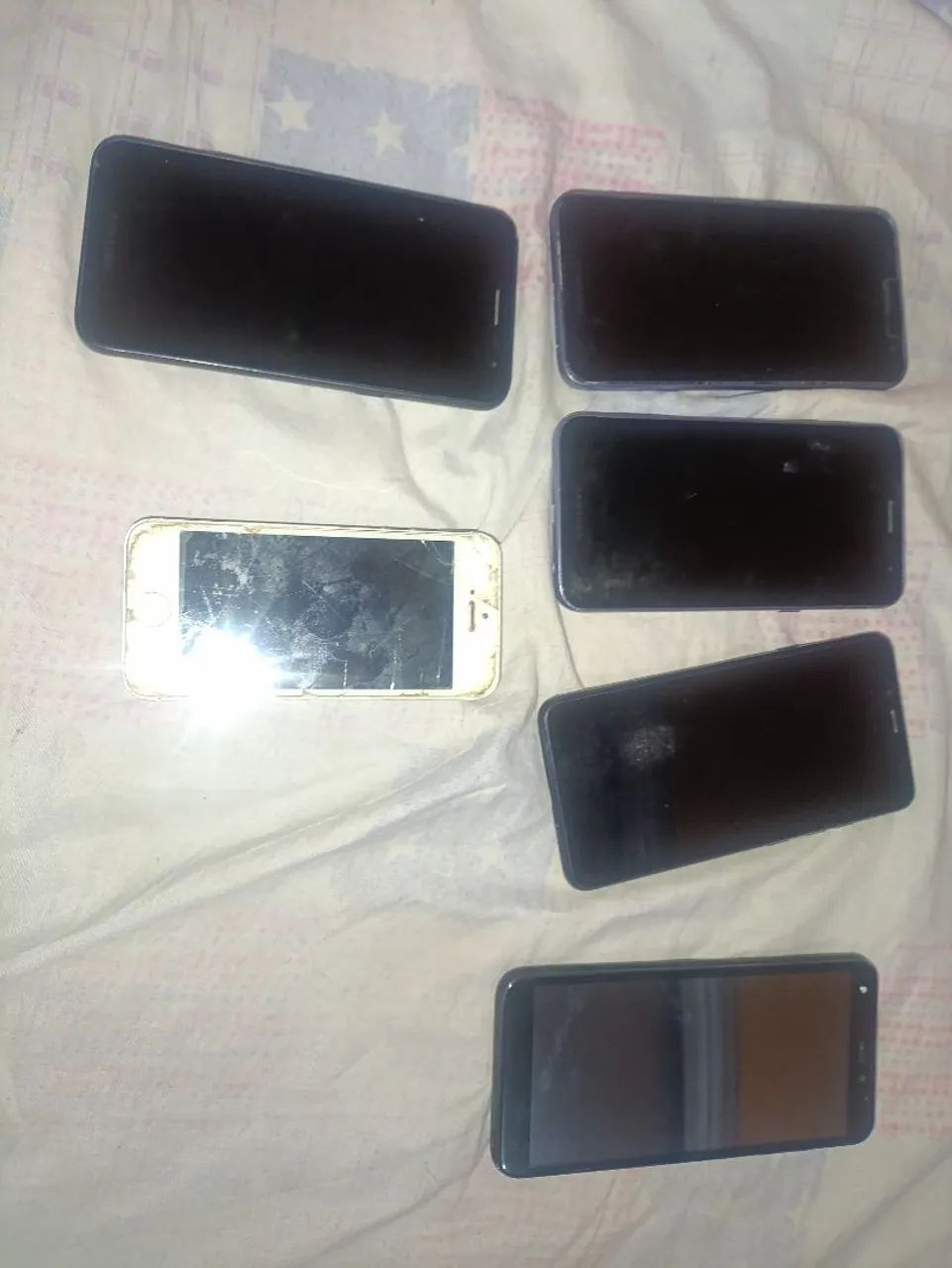Celular com defeito não funciona 