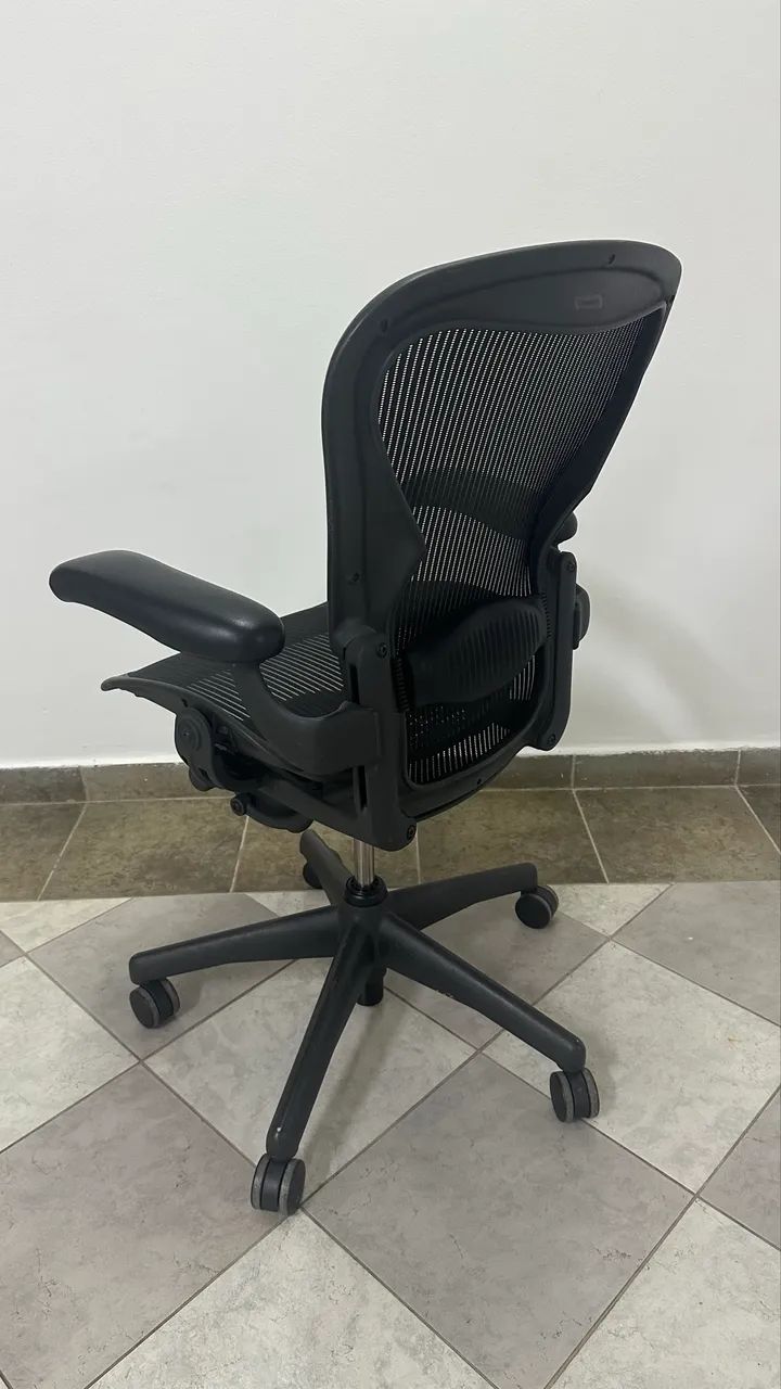 CADEIRA HERMAN MILLER AERON CHAIR - Foto 5