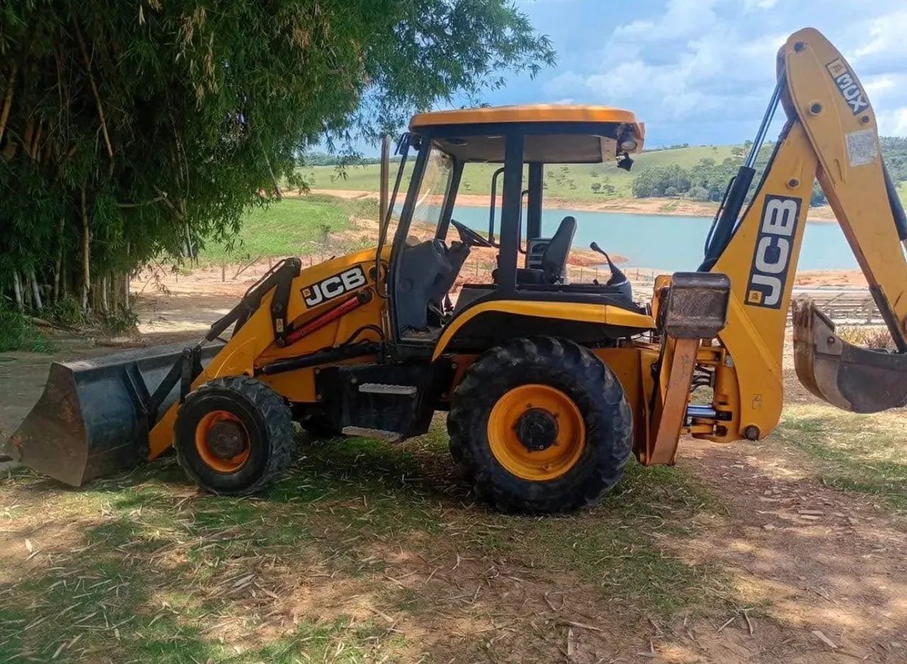 RETROESCAVADEIRA JCB 3CX 4x4 - Foto 5