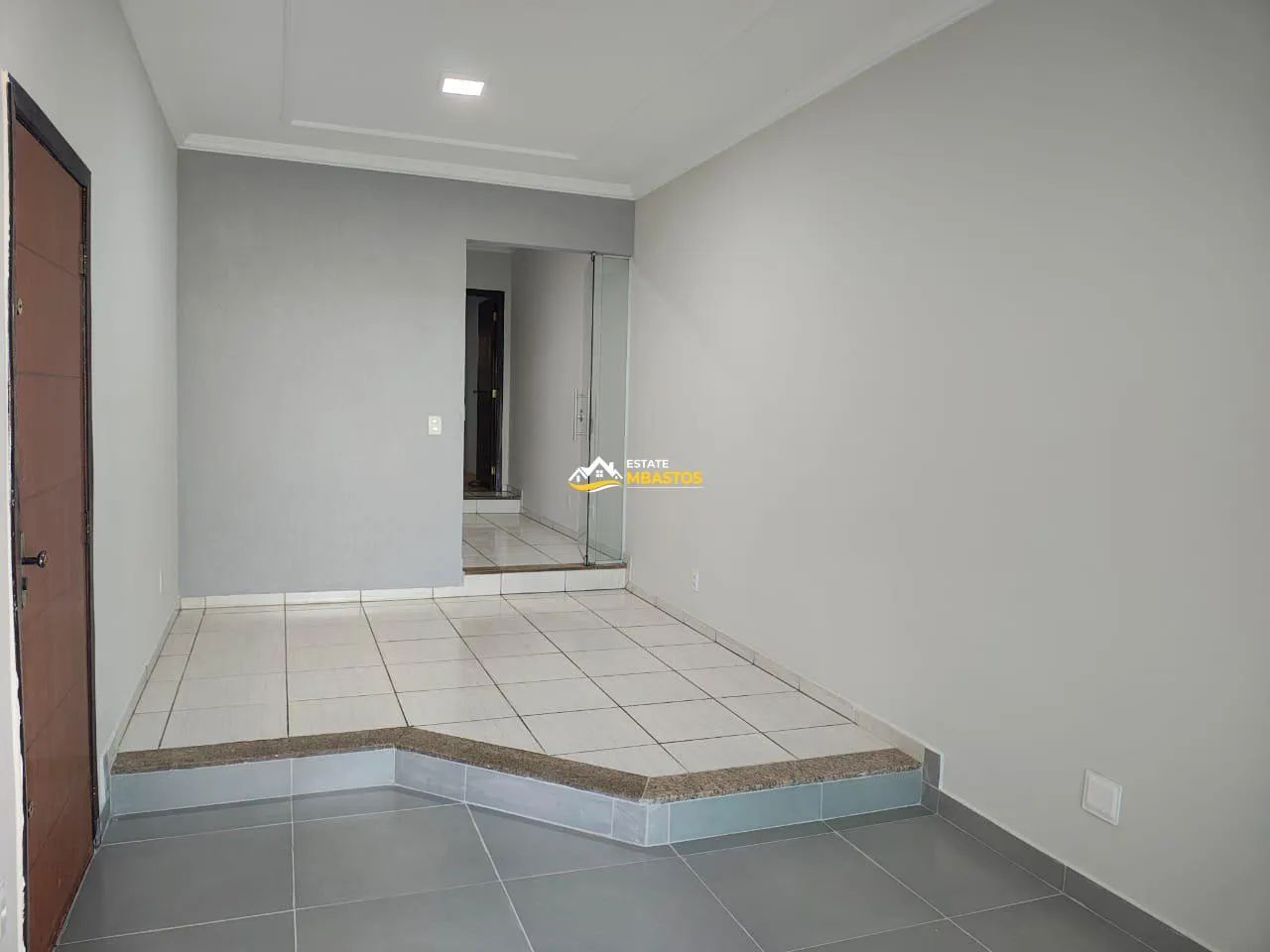 Casa Geminada com Suíte à Venda no Bairro Serrano Ref.:22415 - Foto 5