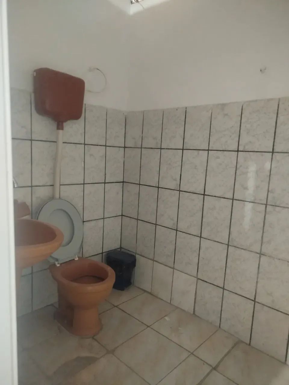 vendo casa com 3/4 no bairro América - Foto 4