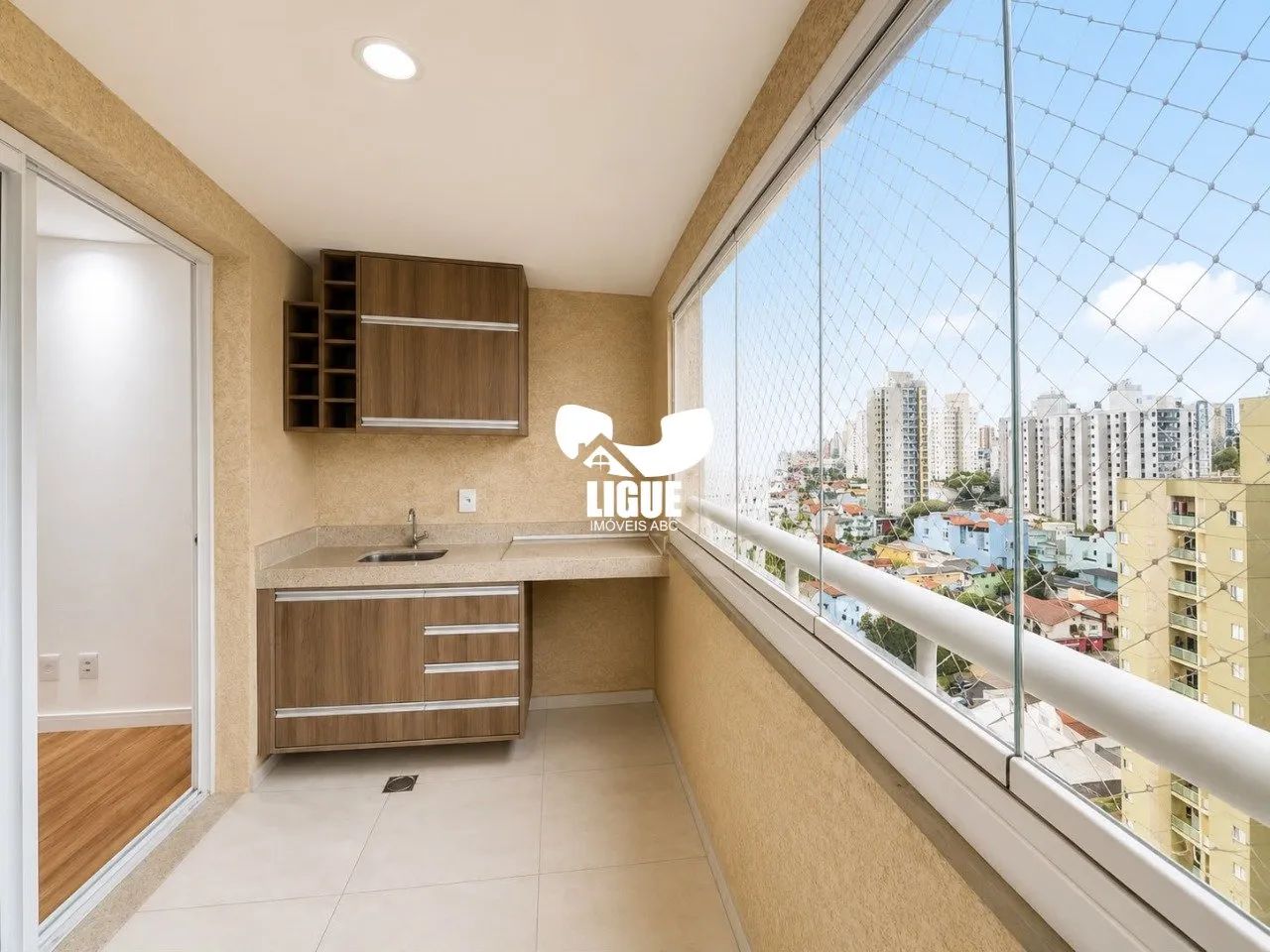 Apto 65 m² com varanda grill e 2 vagas - Foto 3