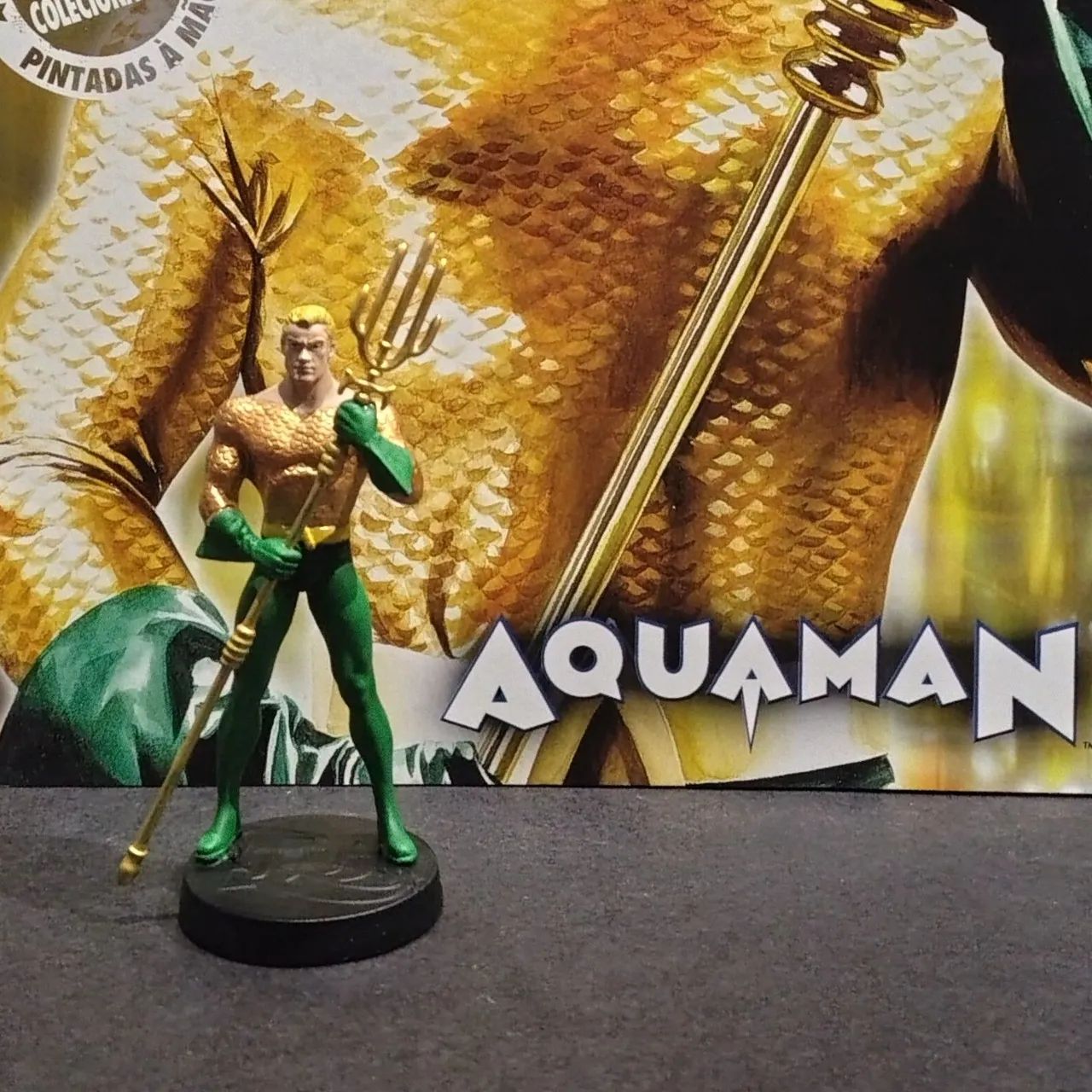 Miniatura Aquaman Eaglemoss DC Comics + Fascículo 31 - Foto 2
