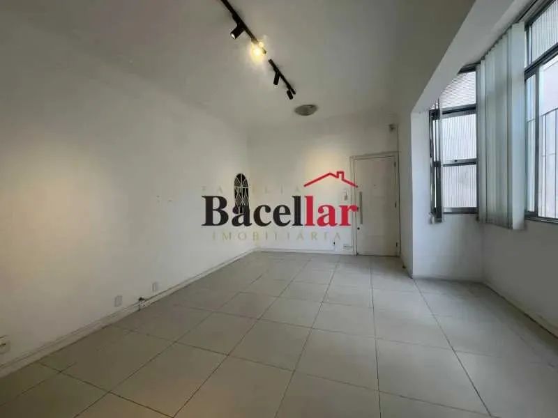 Apartamento 3 quartos vaga e condomínio baixo - Foto 3