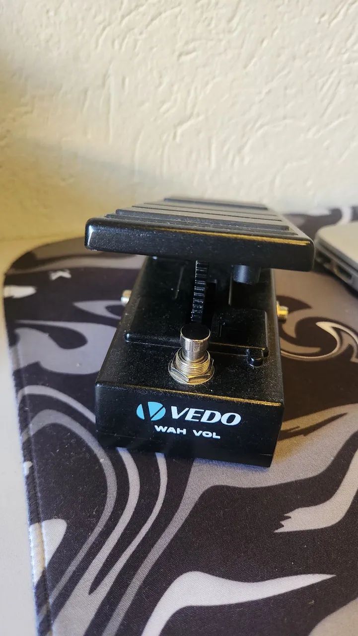 Pedal volumen vedo