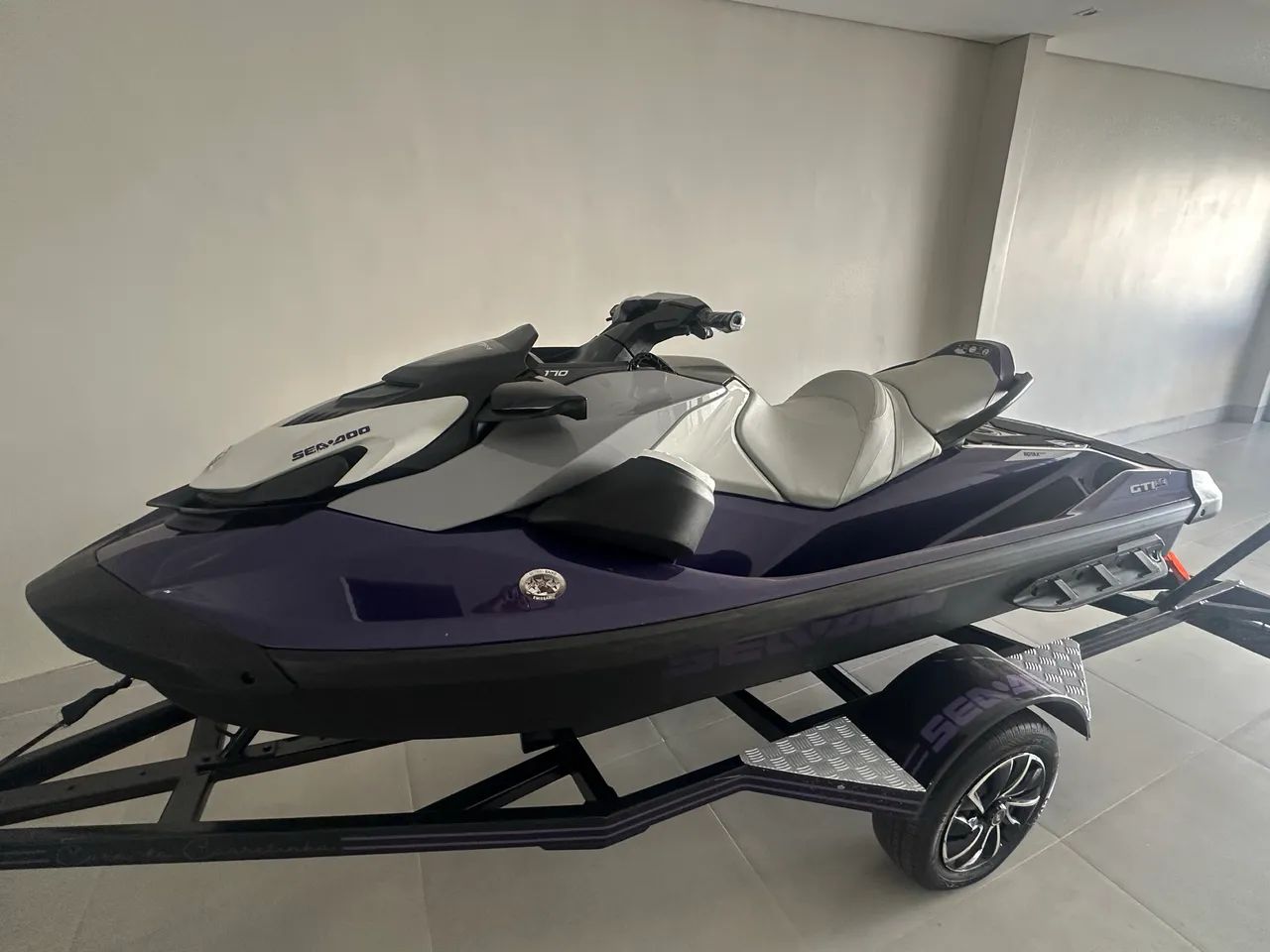 Jet-ski 2025 se andou 170