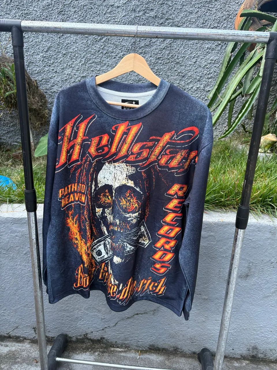 Camisa HELLSTAR Manga Longa