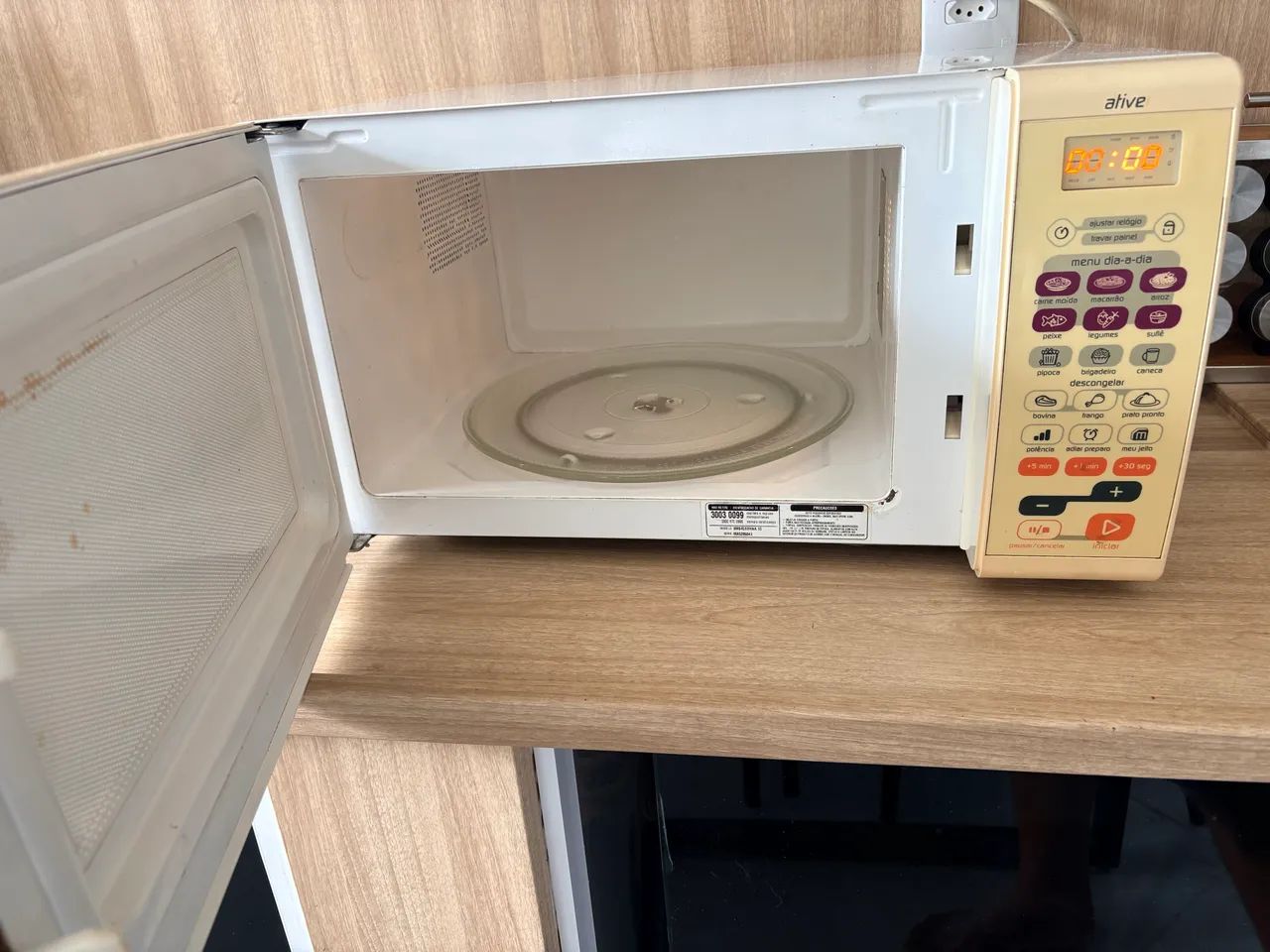 Microondas Brastemp 32 litros - Foto 2