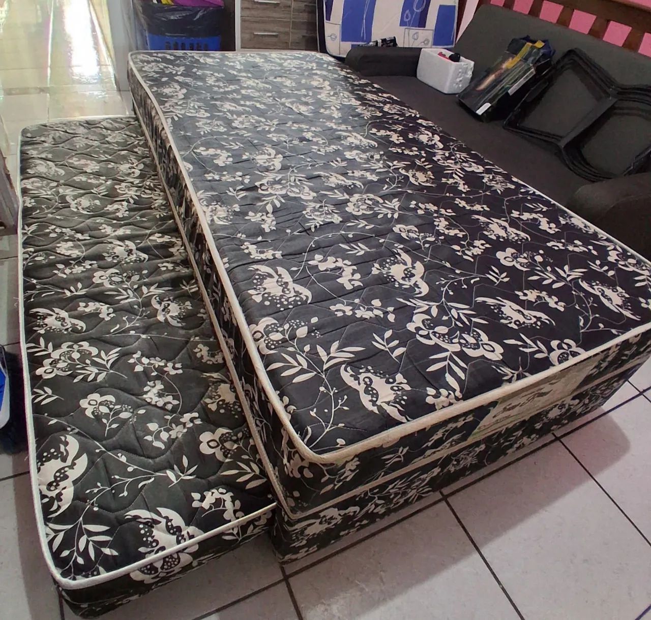 Bi-Cama Semi nova muito bem conservada - Foto 2