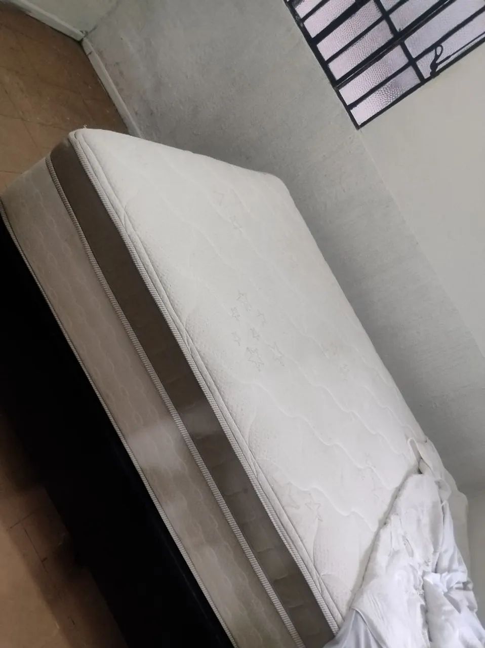 Cama box king ótima  - Foto 3