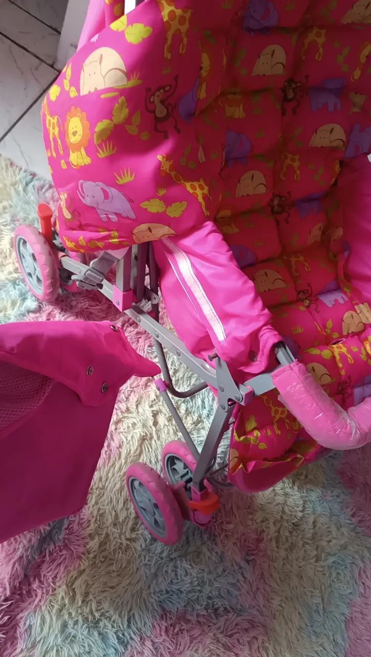 Carrinho de bebe 4 rodas - Foto 4