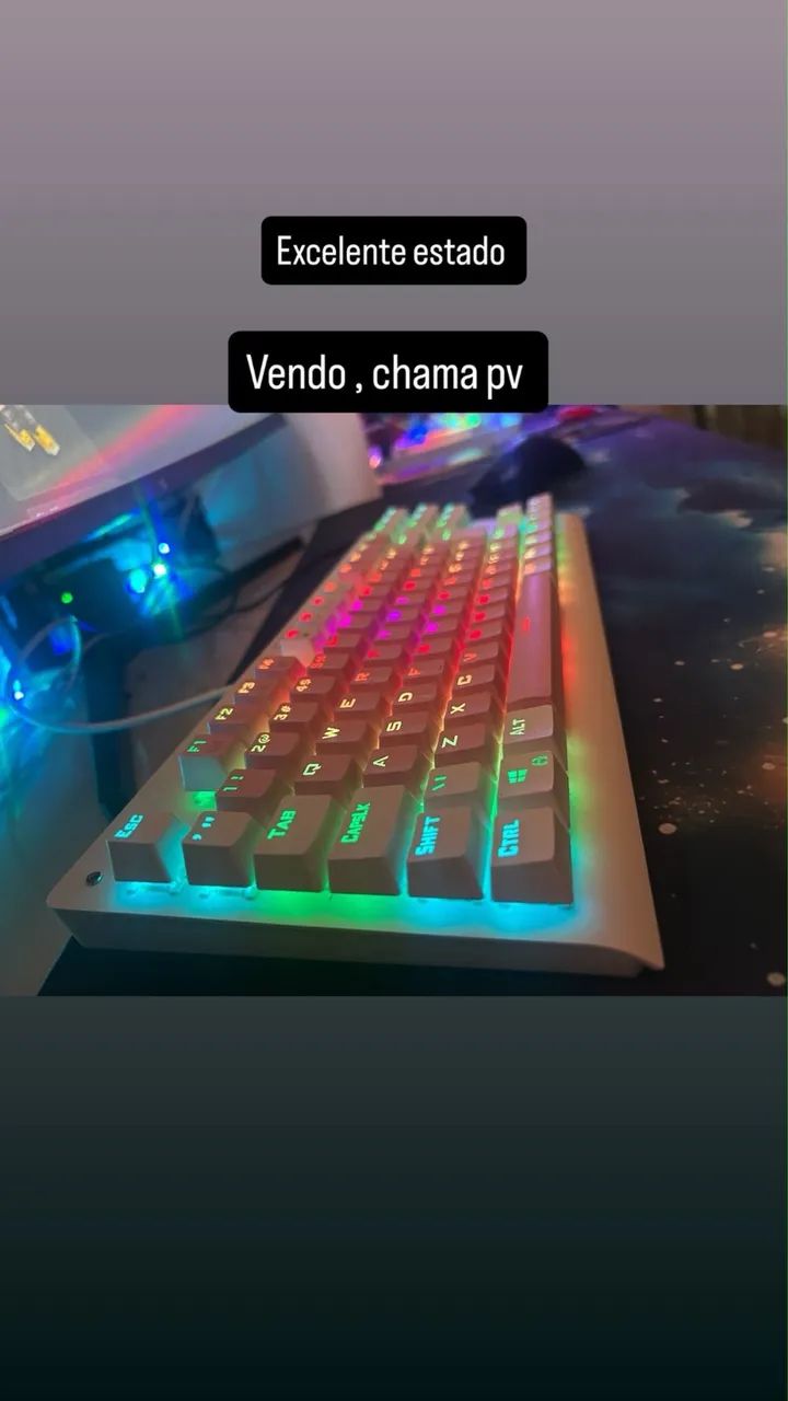 Teclado mecânico gamer 1 mês de uso 