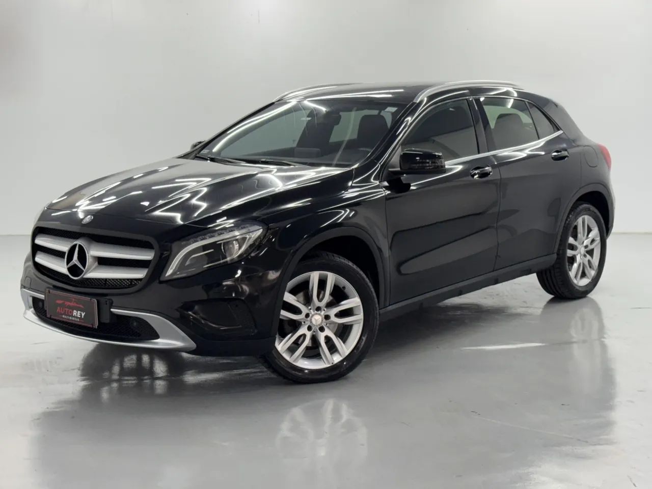 Mercedes-Benz GLA 200 Adv. 1.6/1.6 TB 16V Flex Aut. 2016