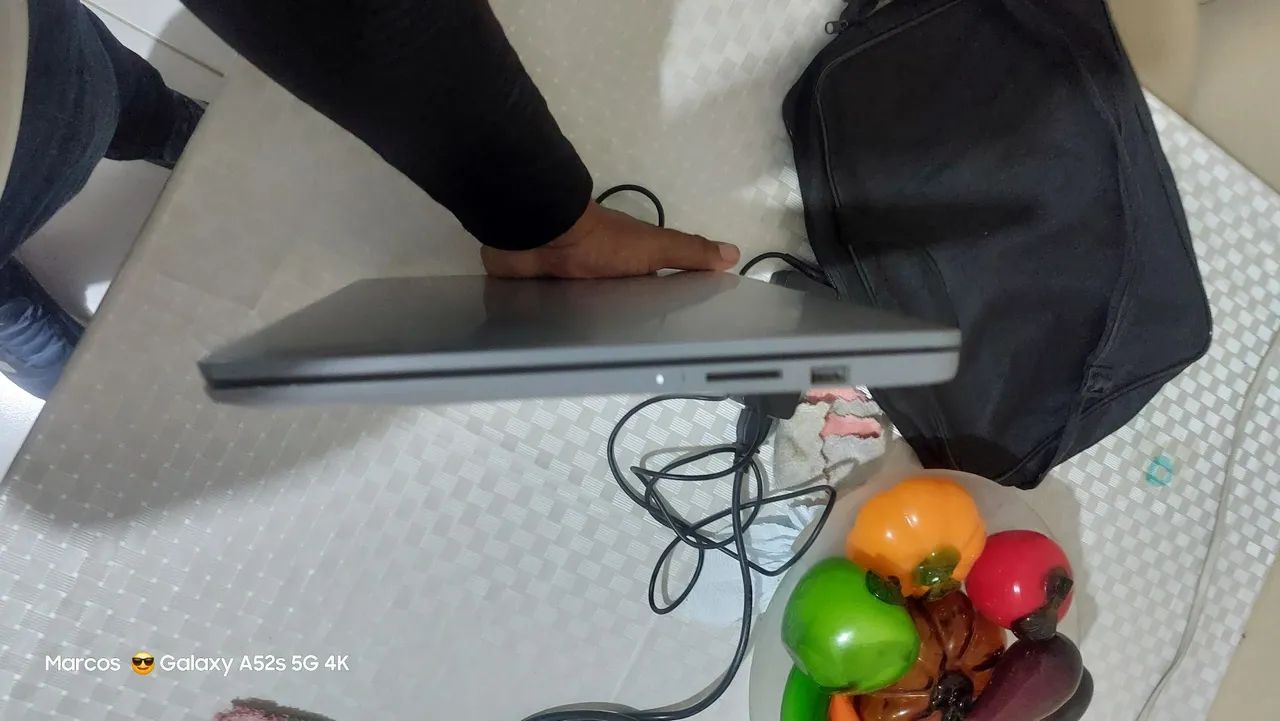 Vendo Notebook Lenovo Único Dono. Para maiores Informações WhatsApp *  - Foto 4