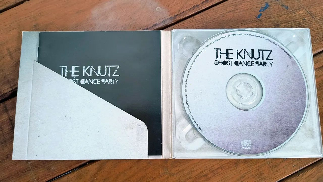CD de música - banda Knutz - Foto 3