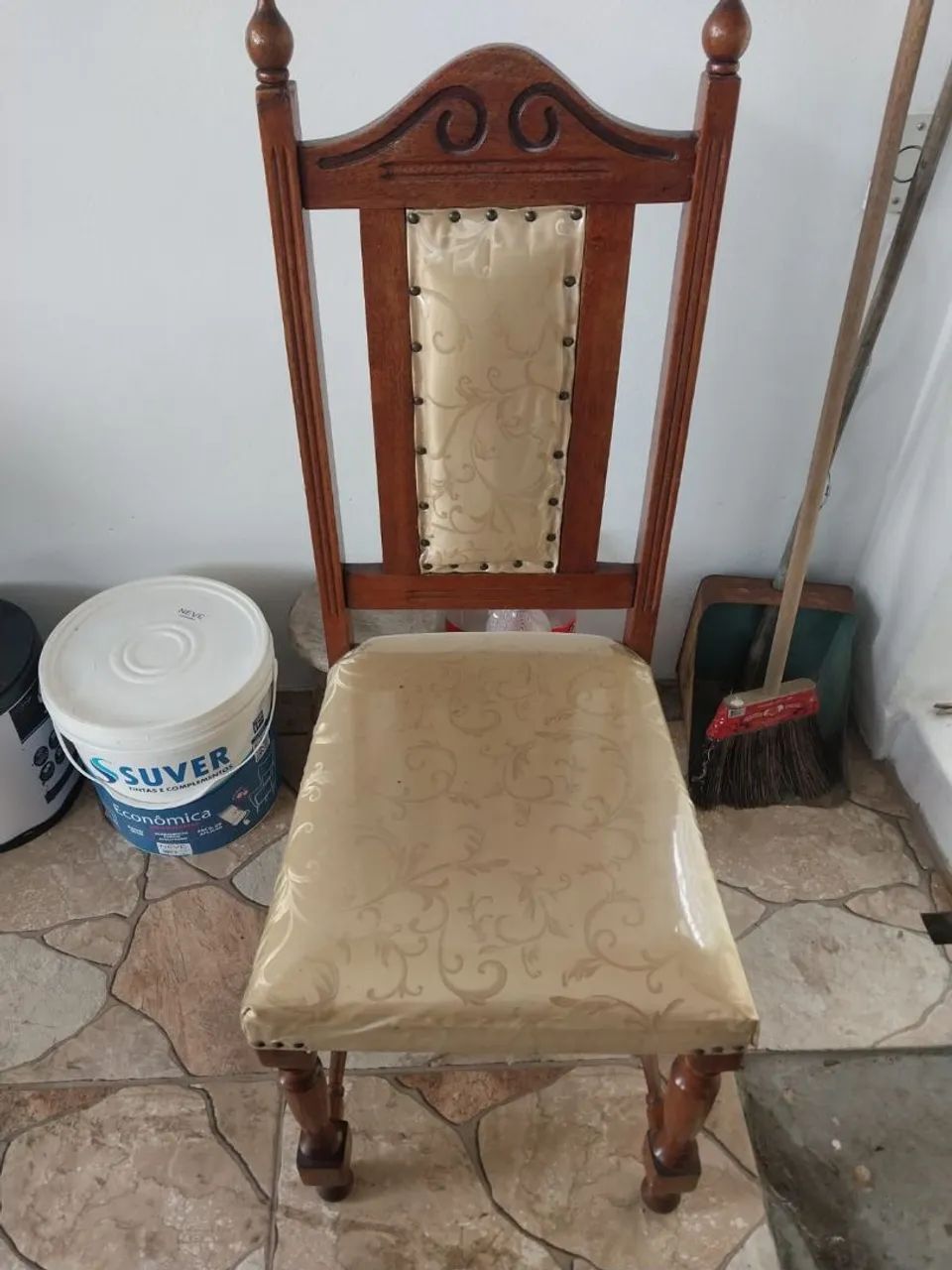 RARIDADE CADEIRA ALTAR, SALA DE JANTAR.