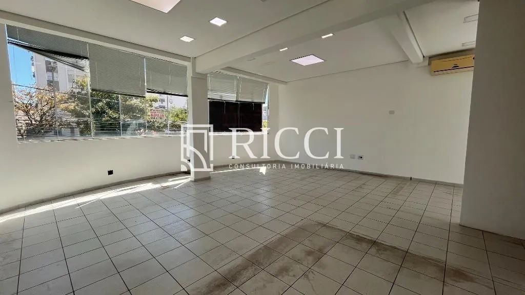 Prédio Comercial com 11 Salas no Macuco ? Santos