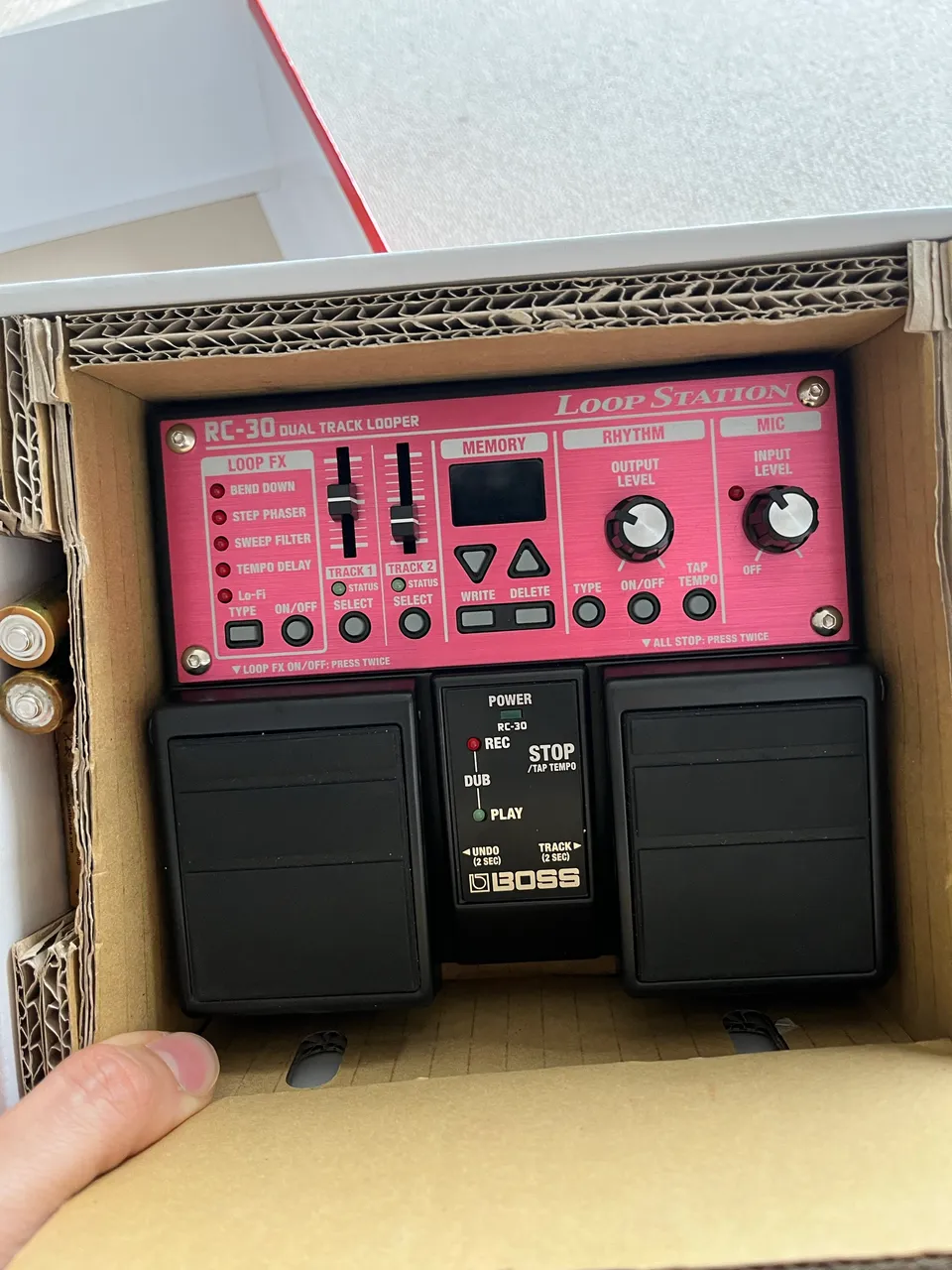 Pedal de efeito Boss RC Loop Station RC-20 vermelho - Instrumentos