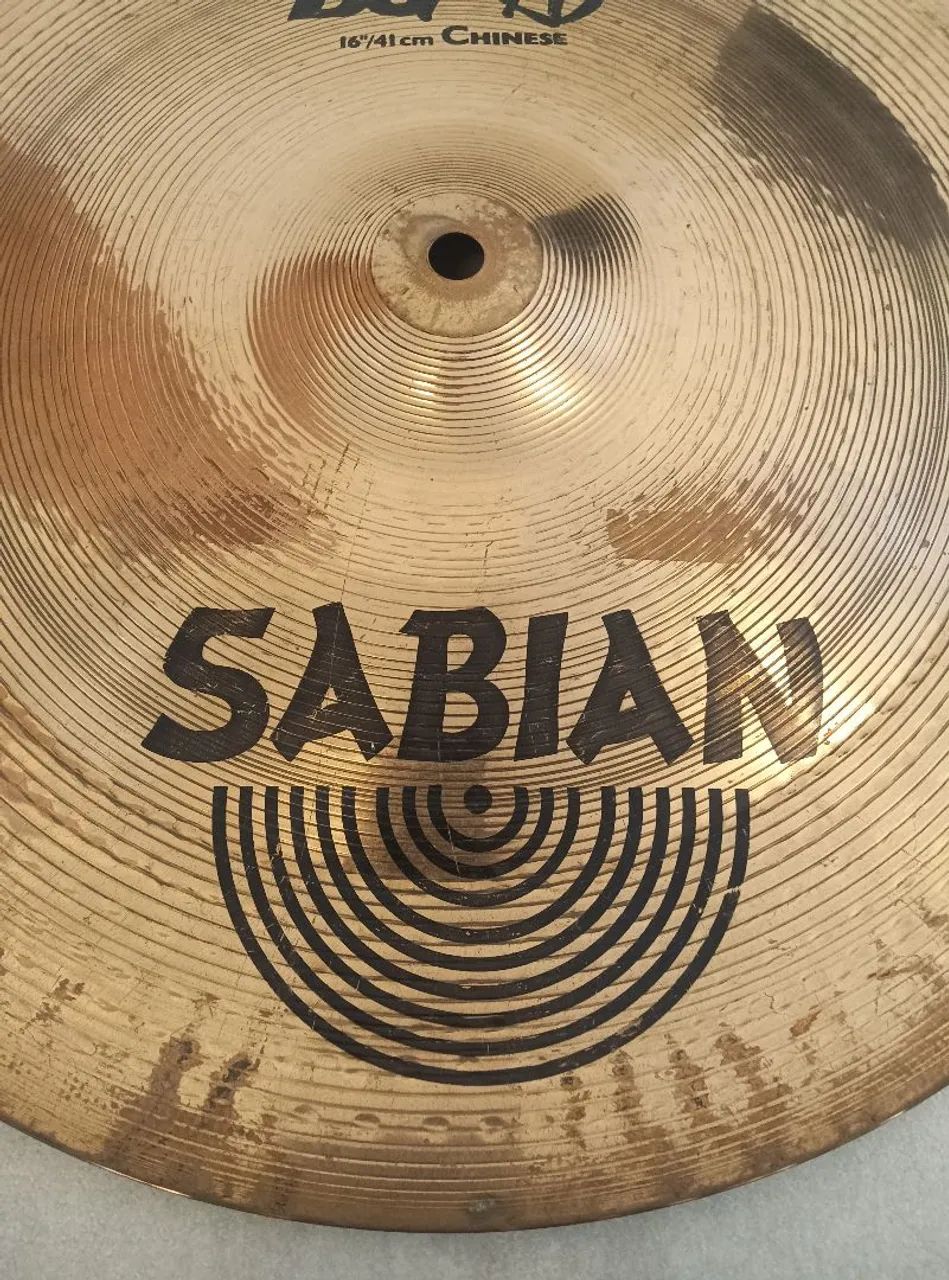 ## Prato de bateria Sabian B8 China 16 polegadas, excelentes condições, difícil aparecer! - Foto 3