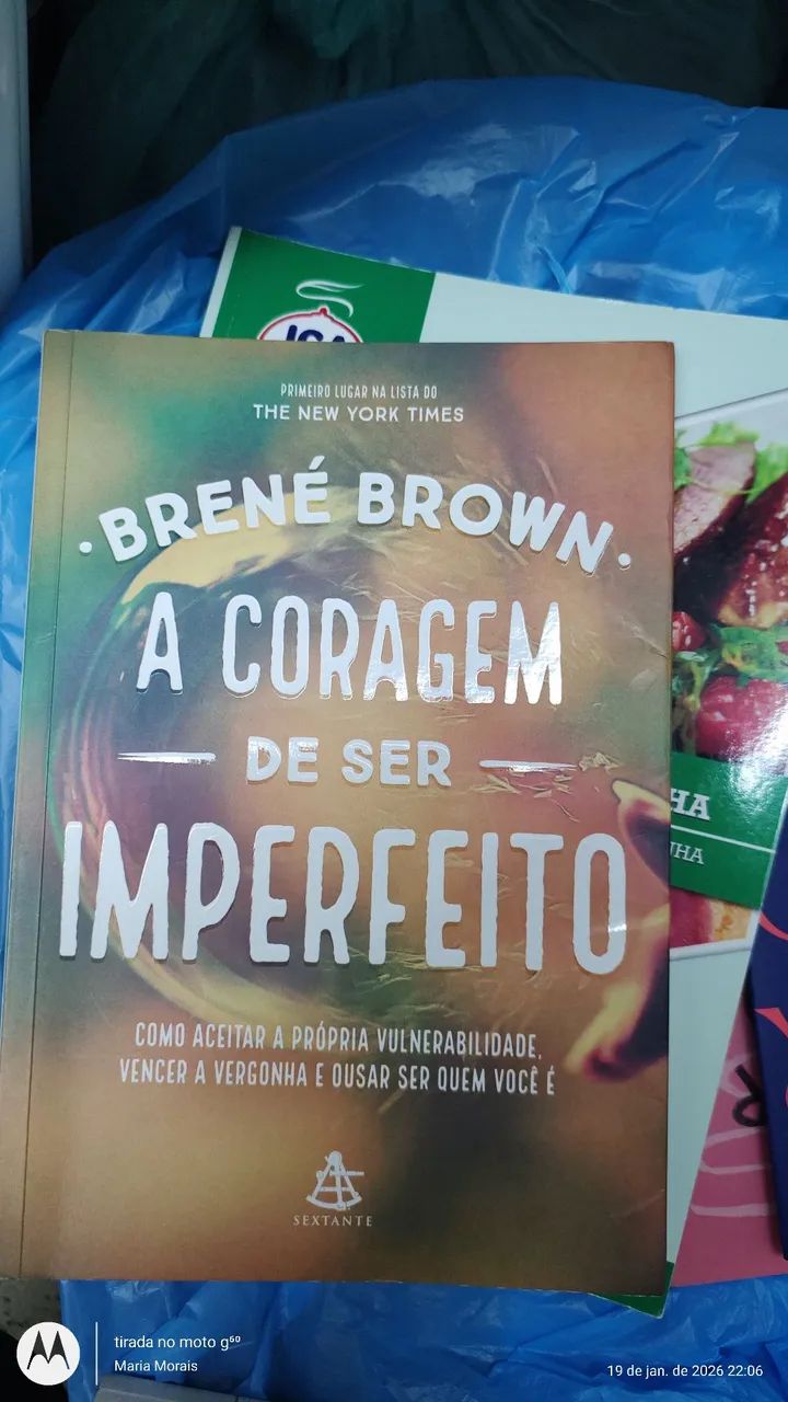 Livros semi novos - Foto 4