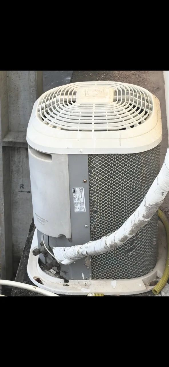 Ar Condicionado Split Electrolux 220V Funcionando - Foto 4