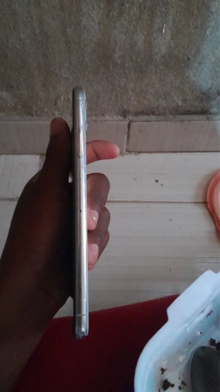 Vendo iPhone 11 Pro Max  - Foto 3