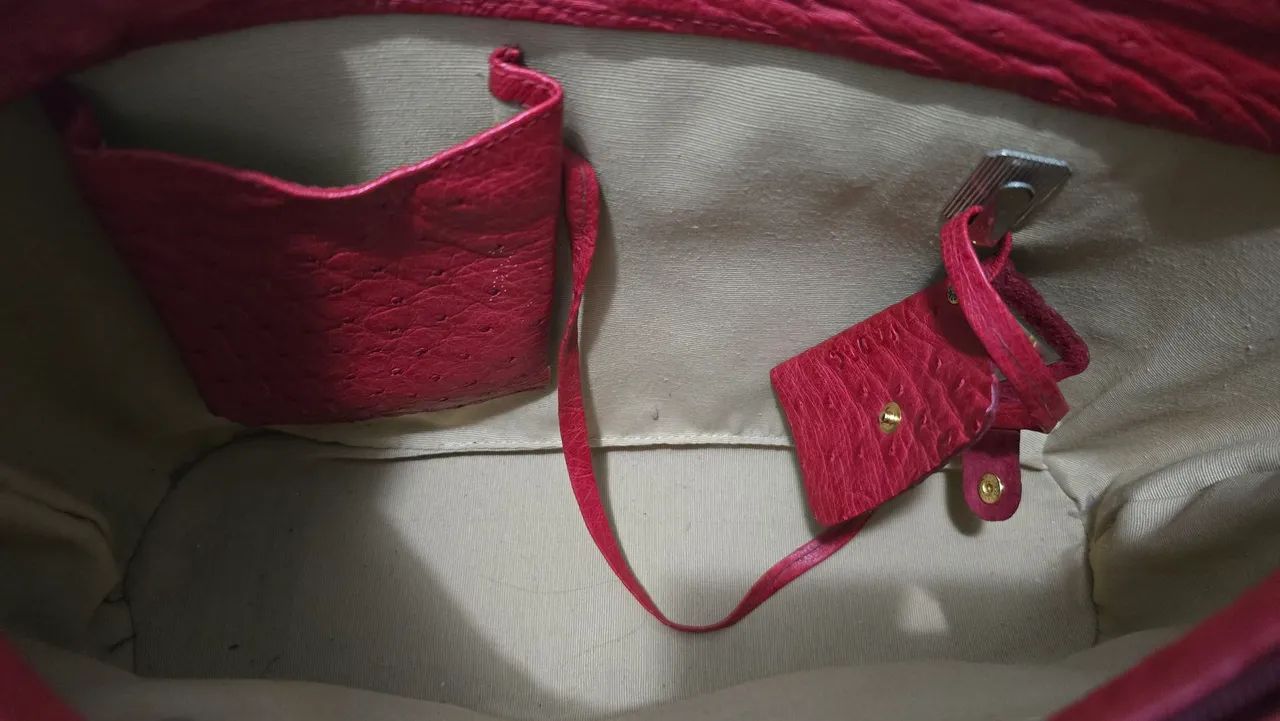 Bolsa Vermelha de Couro Legítimo - modelo único - Foto 2