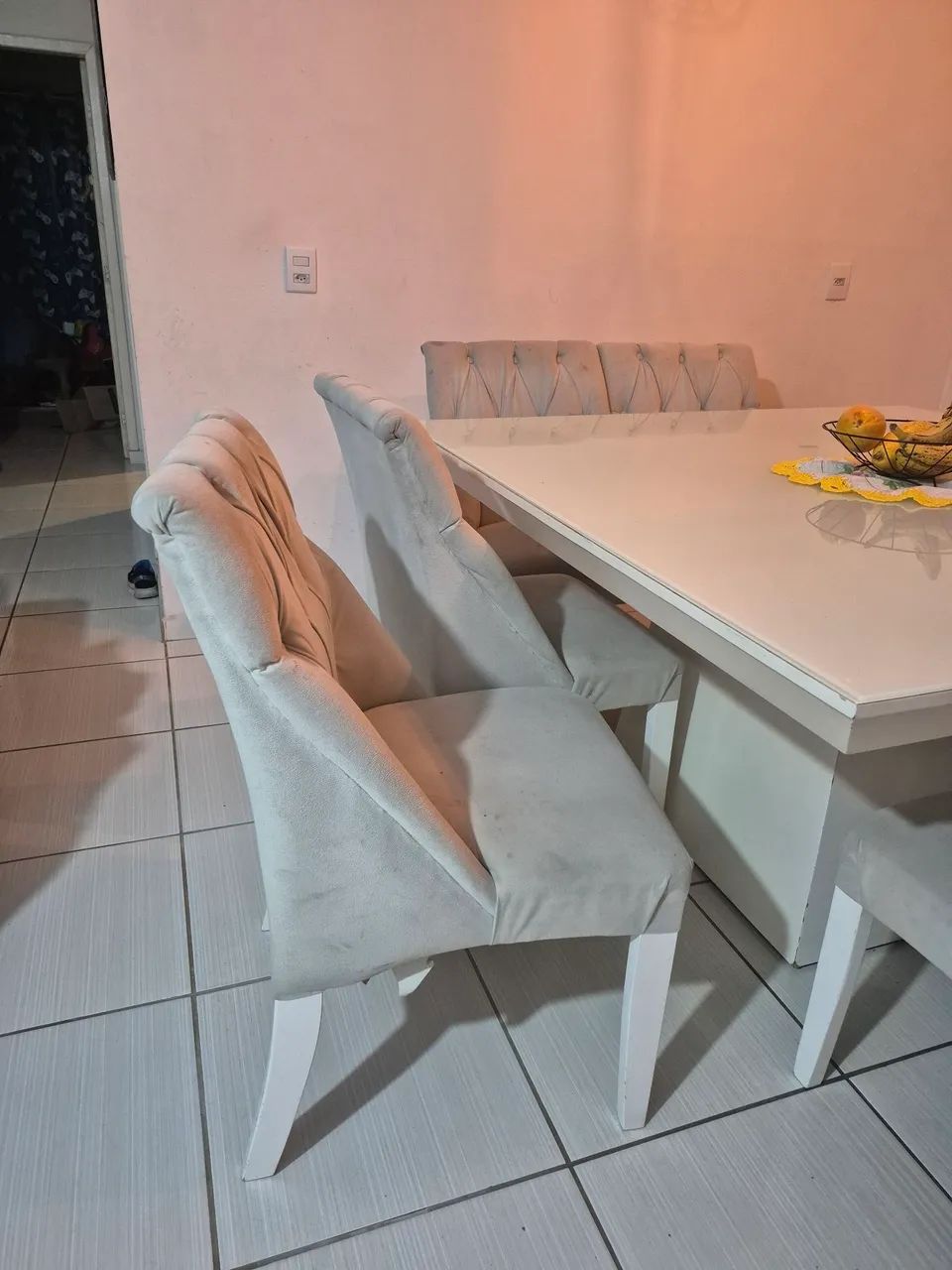 Mesa de 8 lugares com 8 poltronas. - Foto 2