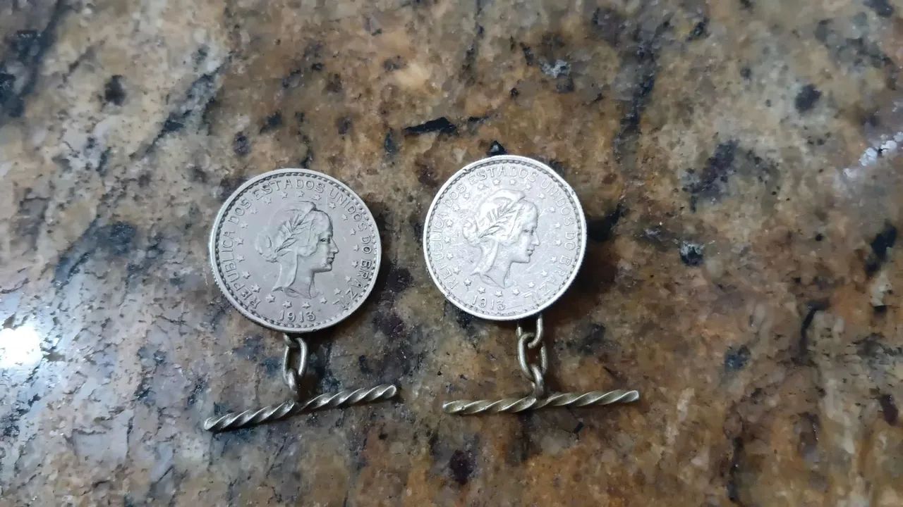 ? 2 Moedas Antigas com Acessórios - para Colecionadores  - Foto 2