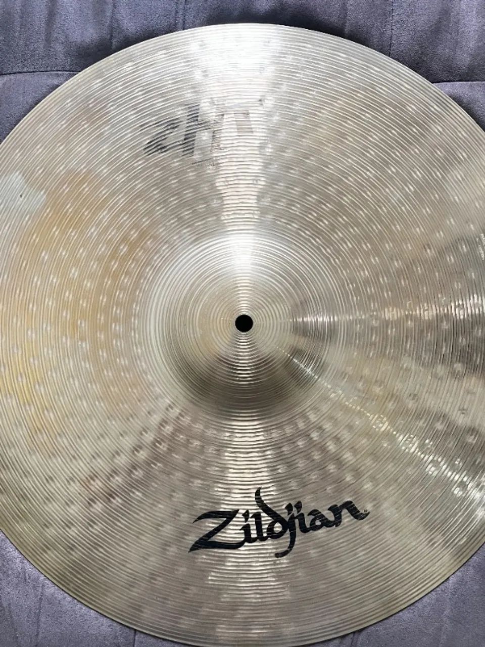 Prato medium ride Zildjian ZHT, 20? + Splash Orion 10 mainstream +