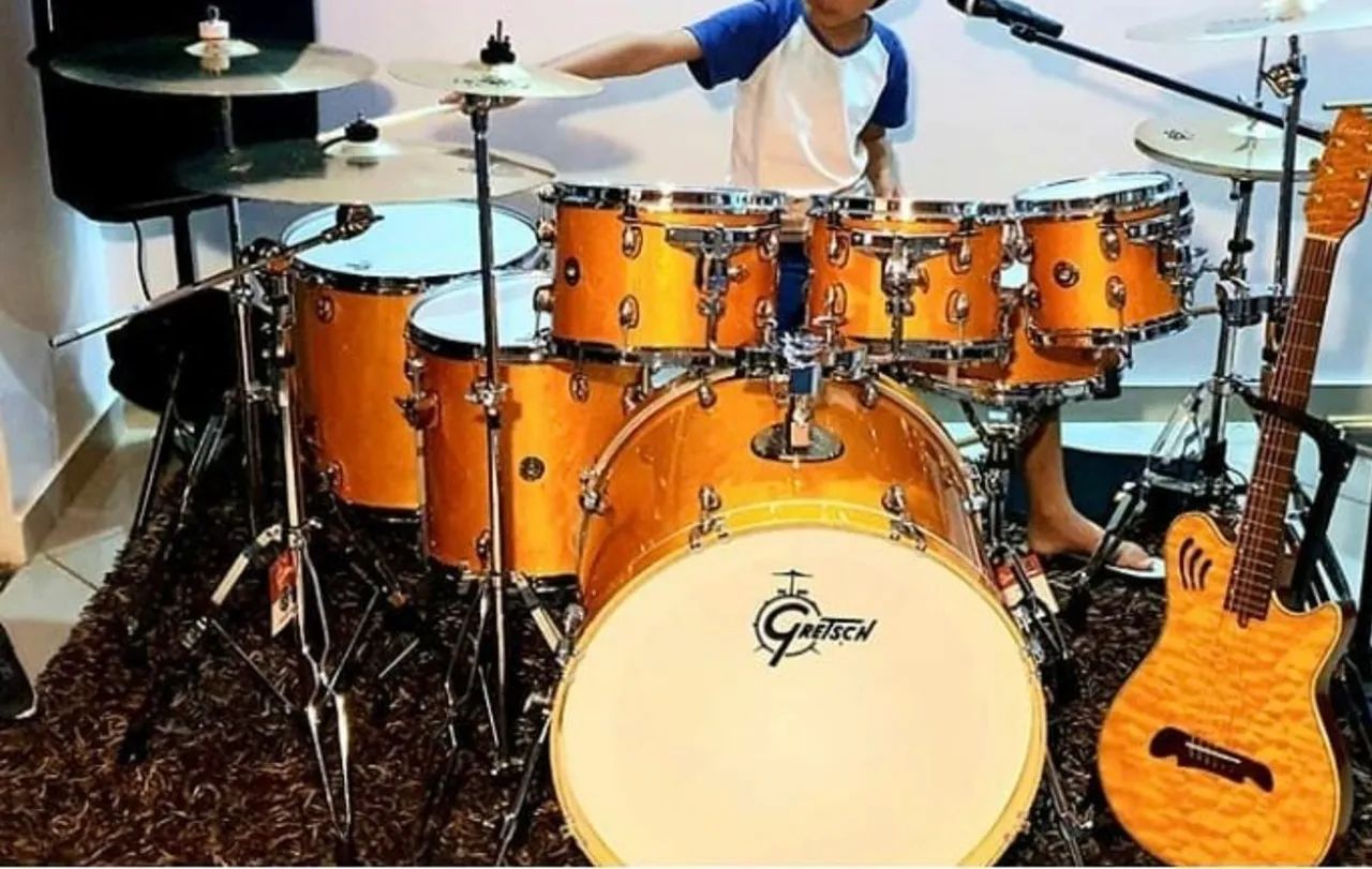 Bateria Gretsch Calina Maple - excelente estado - com pratos