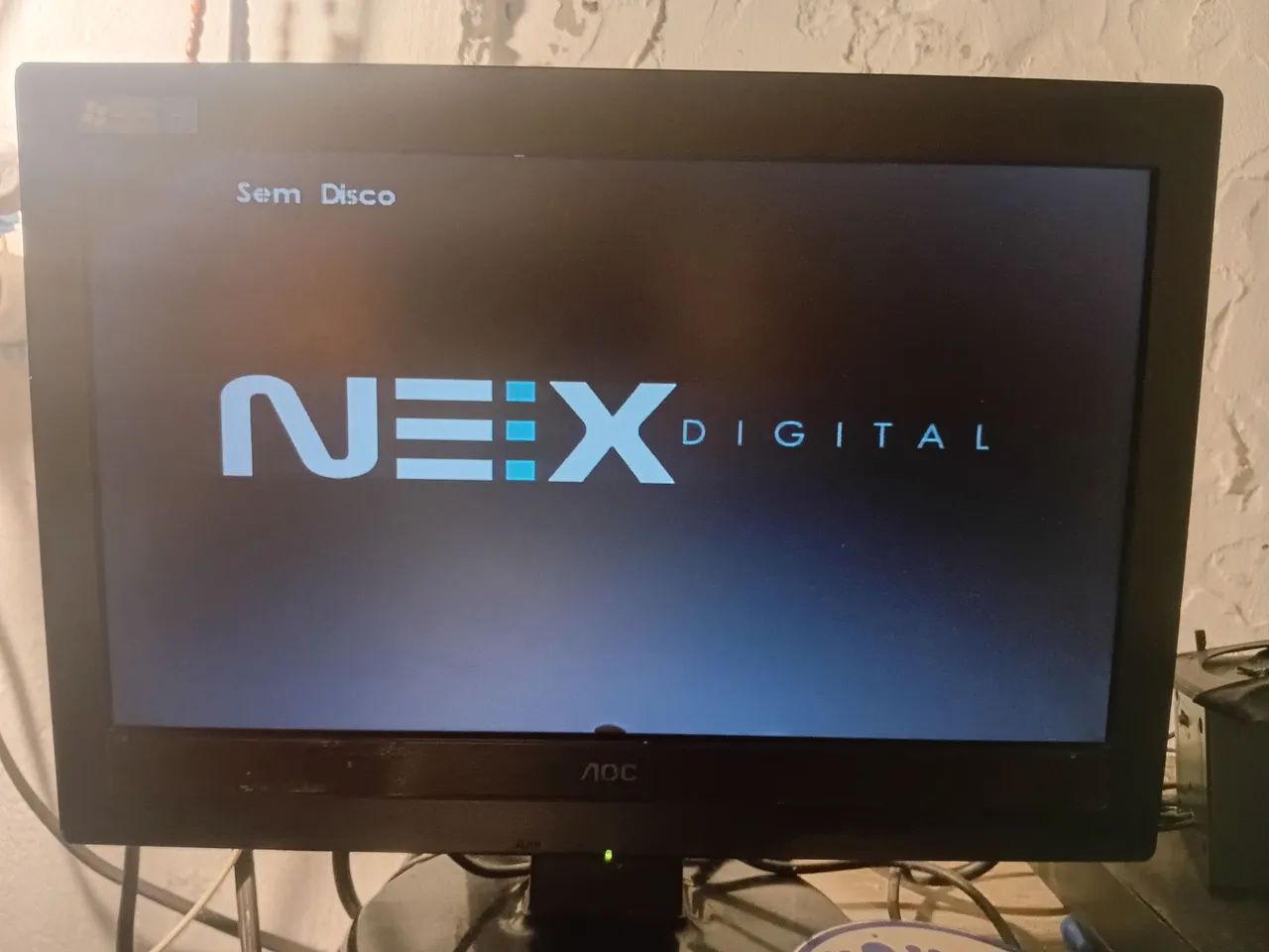 Monitor AOC + DVD Next : imperdível 