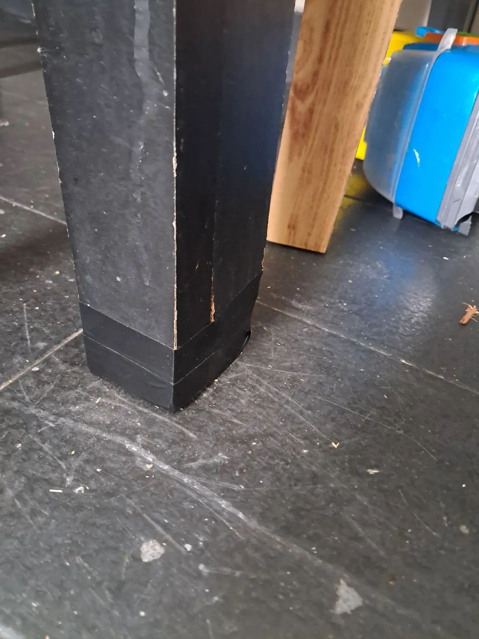 Mesa com 4 cadeira com estofado - Foto 4