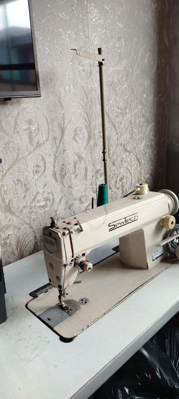 Máquina de custura
