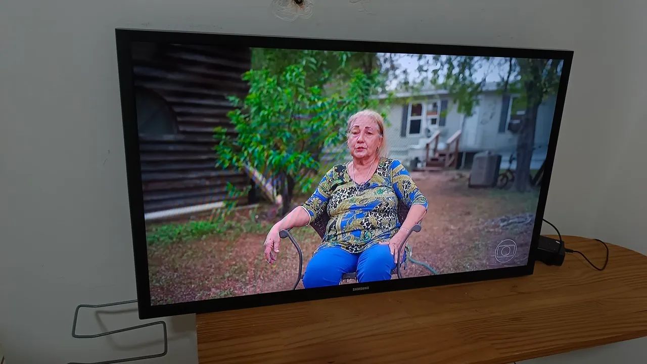 SmartTV Samsung 32" - Funcionando Perfeitamente  - Foto 2