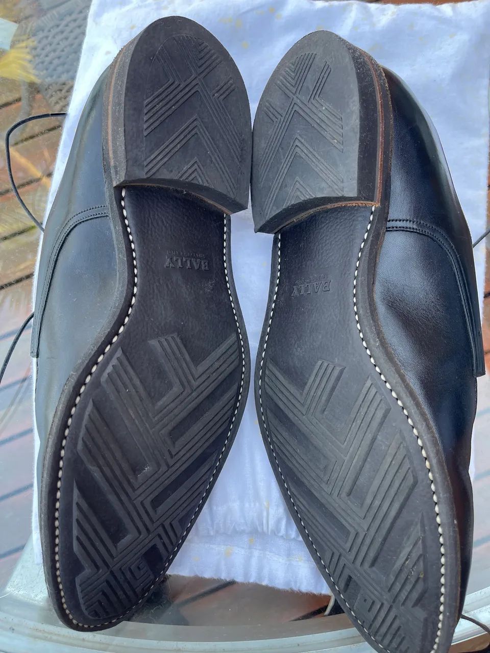 Vendo sapato suíço Bally Scribe 44 preto - Foto 2