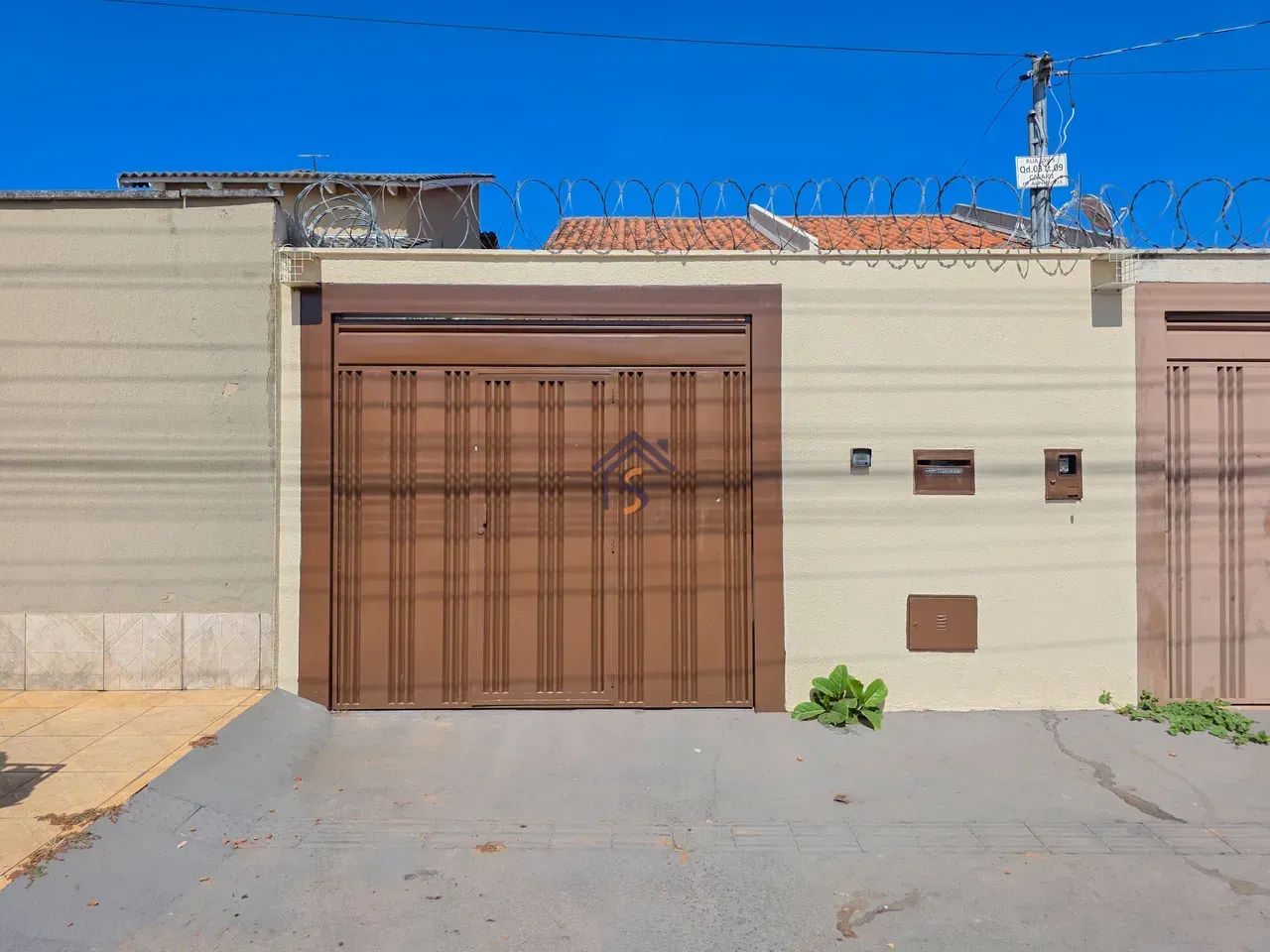 Casa com 2 quartos à venda no Jardim Alphaville