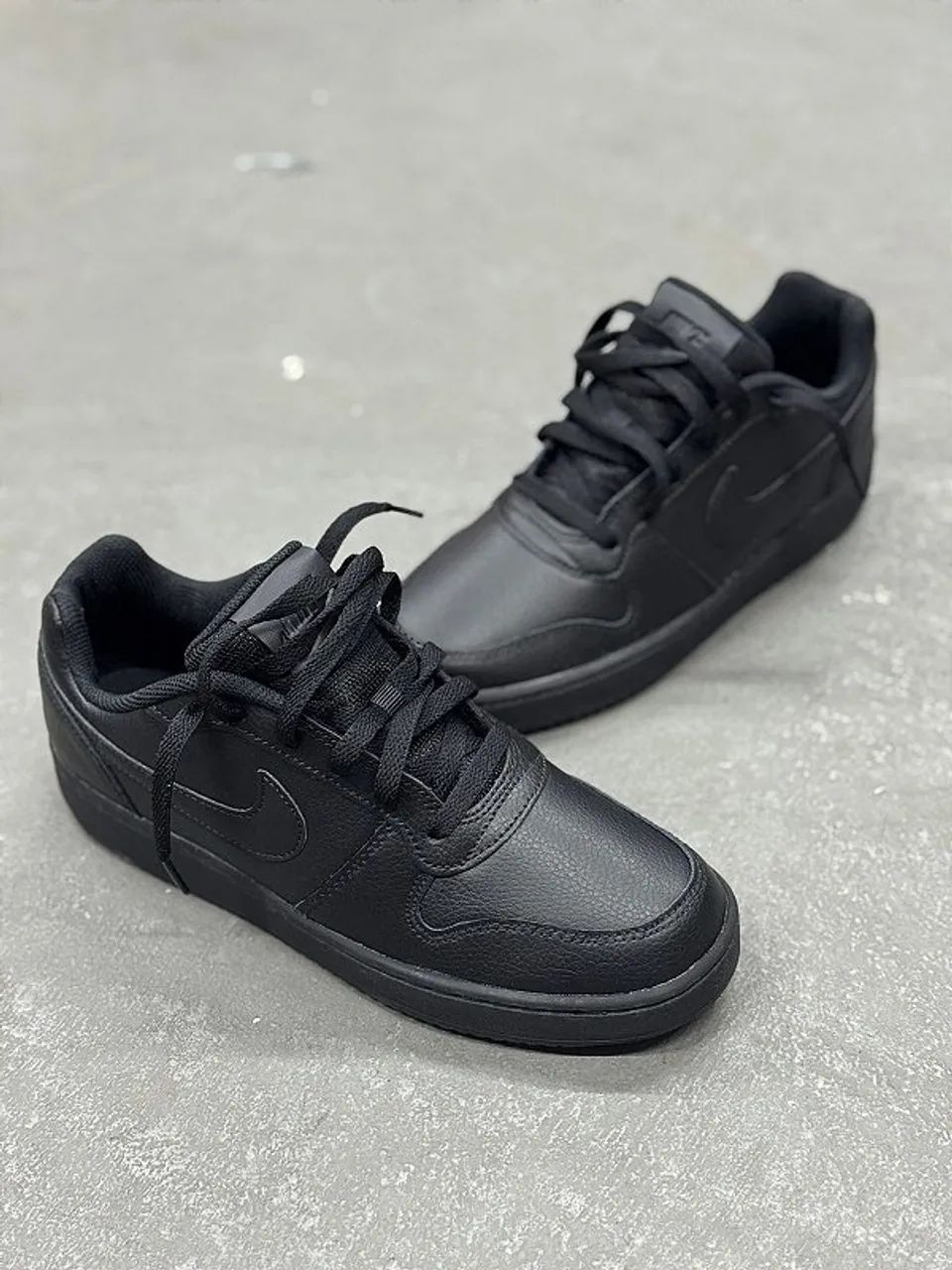 Nike Court 