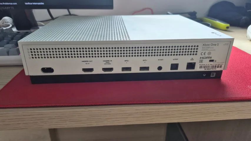 Console Xbox One S 1TB - Funcionando Perfeitamente + Cabos - Foto 2