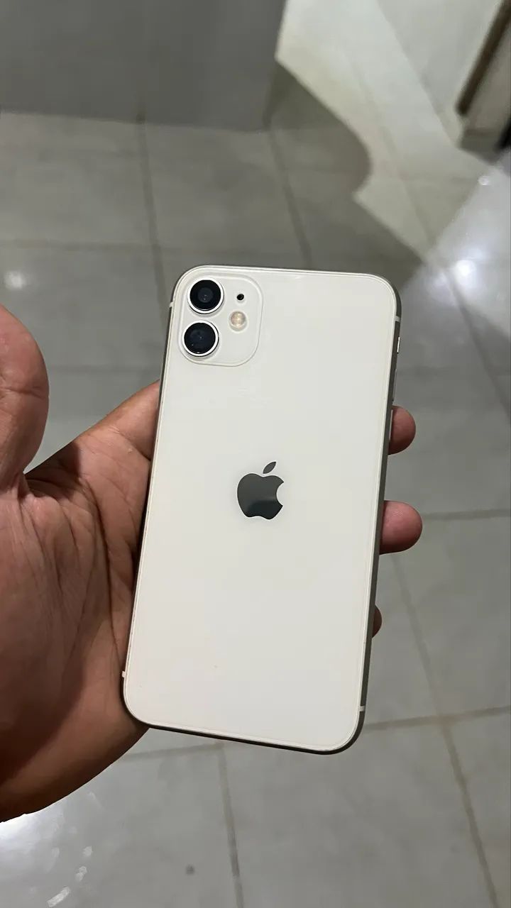 IPHONE 11 64GB ÚNICA DONA - Celulares e Smartphones - Funcionários