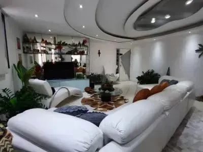 APARTAMENTO 03 QUARTOS SENDO 03 SUÍTES 200m²